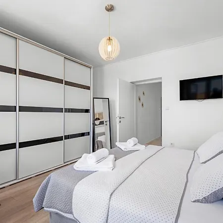 Amazing In With Wifi